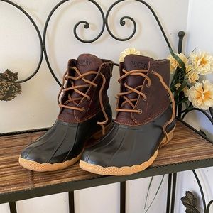 SPERRY Top-Sider Women’s Dark Brown Ankle Boot 🥾 Gorgeous!🦋